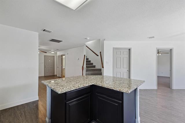 Photo - 10740 Irish Glen Trail