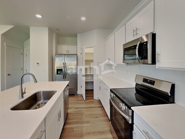 Photo - 10092 Potomac St