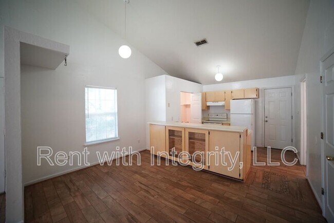 Photo - 6315 N Placid Pl
