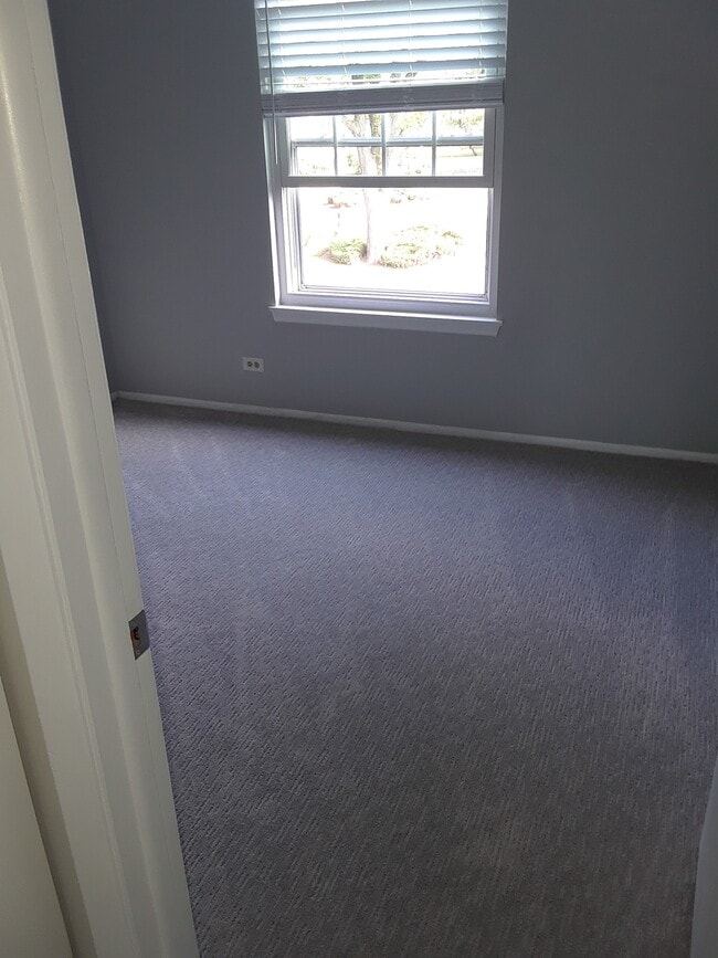 Photo - 375 Newgate Ct Unidad N2