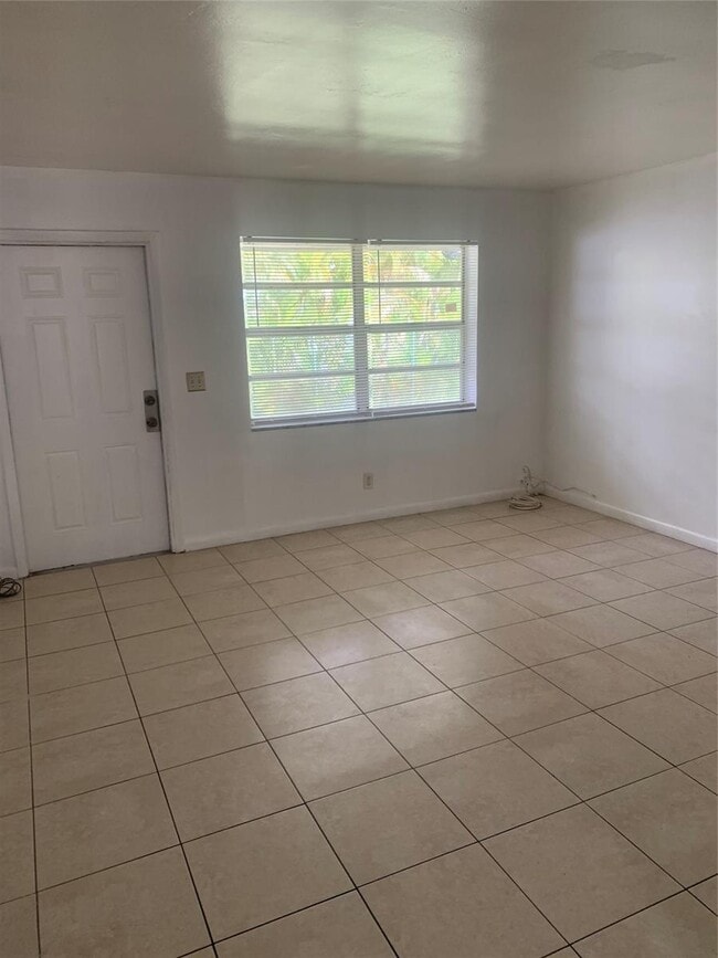 Photo - 1916 Scott St Unit A