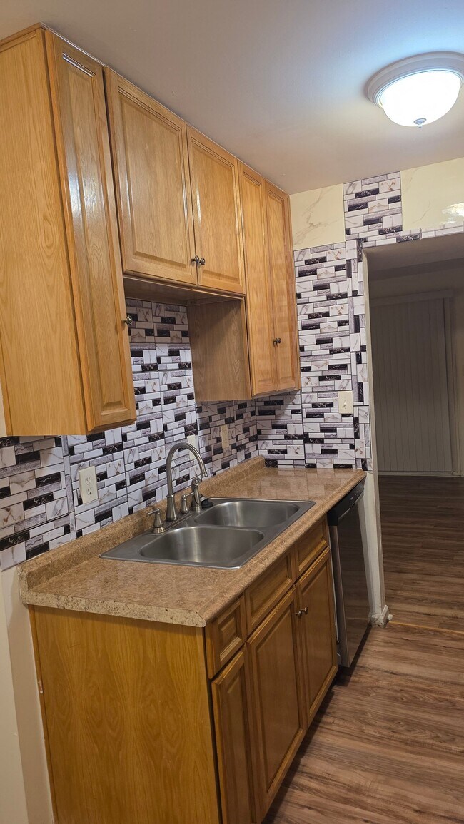 32 Betty Lee Pl