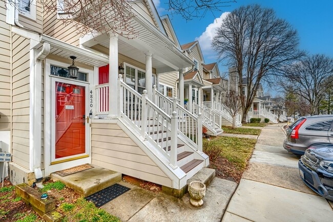 Building Photo - 4820 Dorsey Hall Dr Unit #6