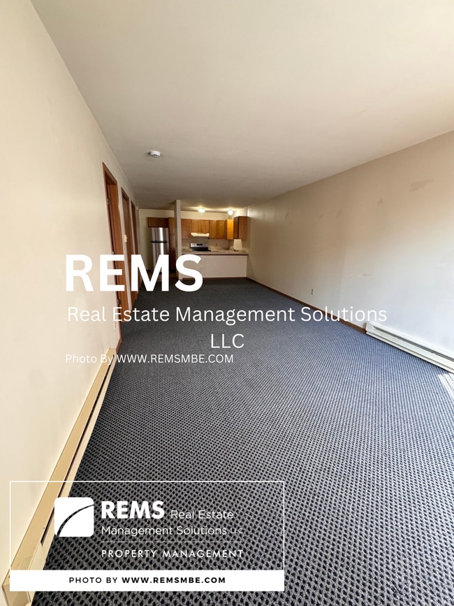 Building Photo - 503 7th St Unit 16