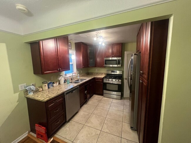 Photo - 1207 Churchill Rd