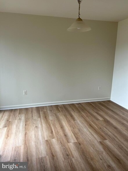 Photo - 601 Meadowbrook Dr