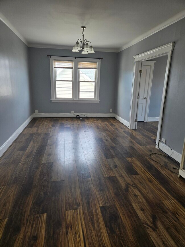 Photo - 1205 73rd St Unidad 2