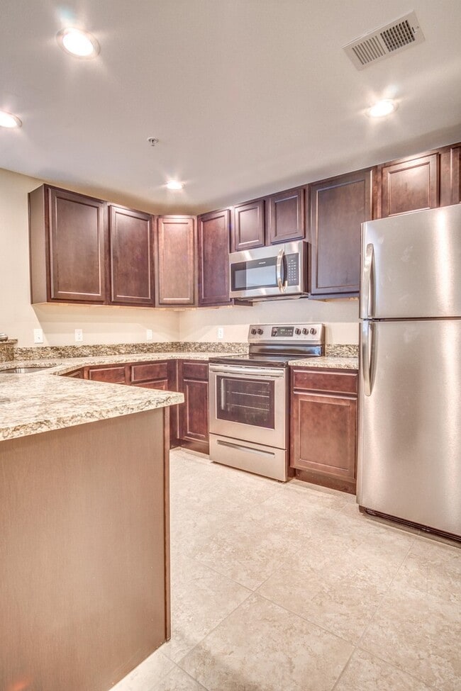 Photo - Beautiful One Bedroom Apartment in Fort Walton Beach!