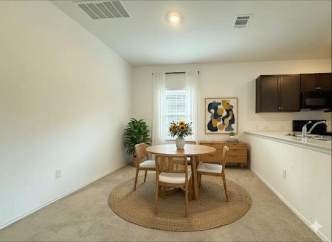 Photo - 112 Standing Rock Ln