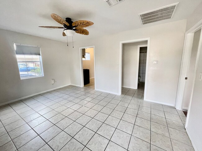 Photo - Updated 4 bedroom home in South Lawn