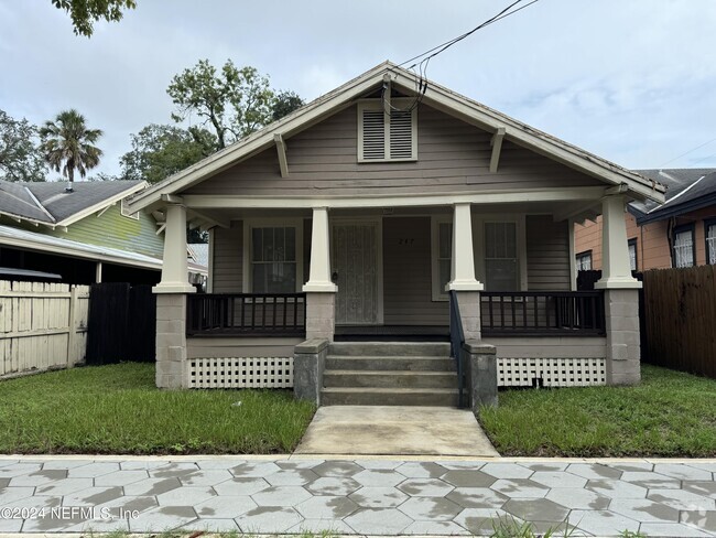 Building Photo - 247 E 7th St Rental