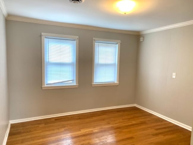 Photo - 339 Village St