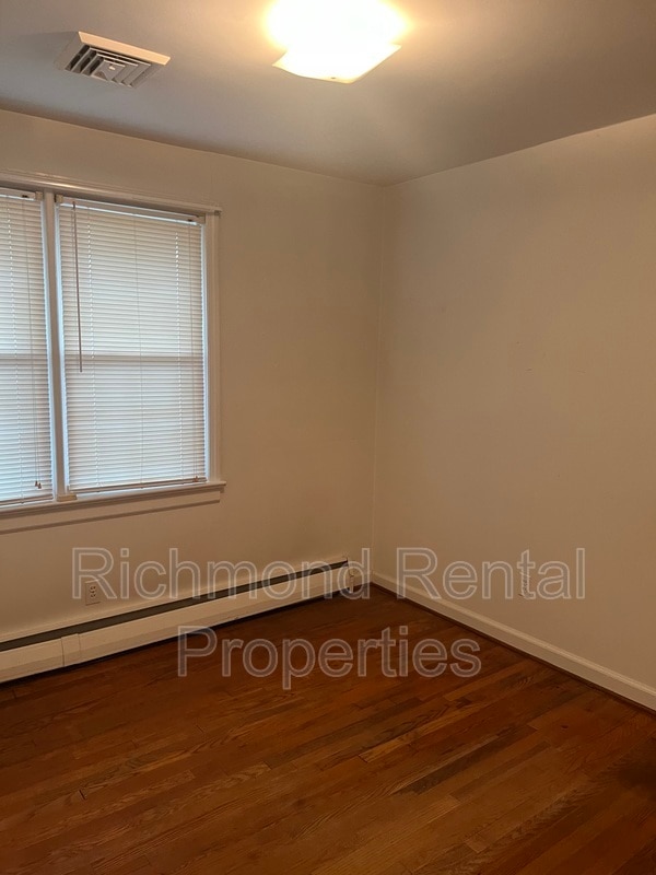 Photo - 2520 Farrand St