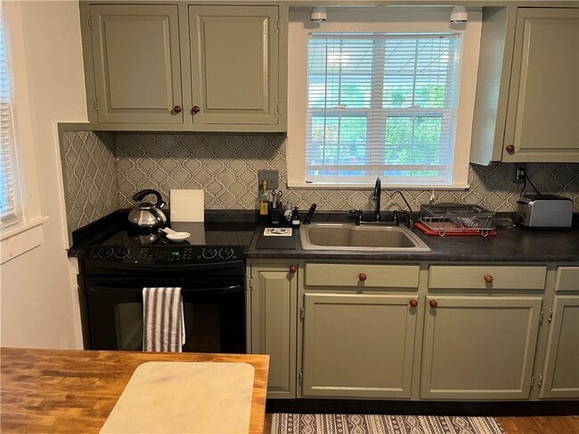 Photo - 381 3rd Beach Rd