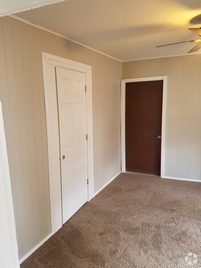Building Photo - 1525 Loomis Street Rental