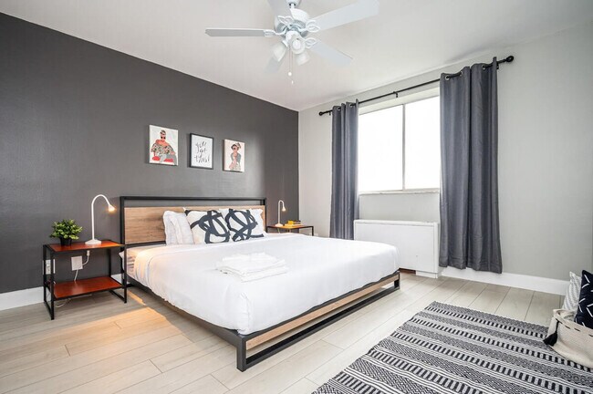 Photo - 215 Piedmont Ave NE Unit ID1299375P