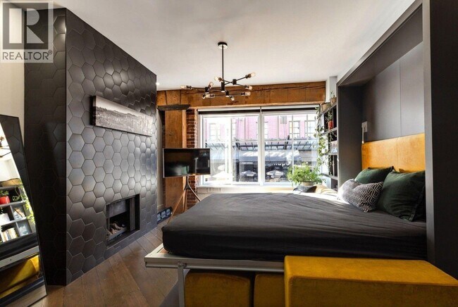 Photo - 1178 Hamilton St Unit 202