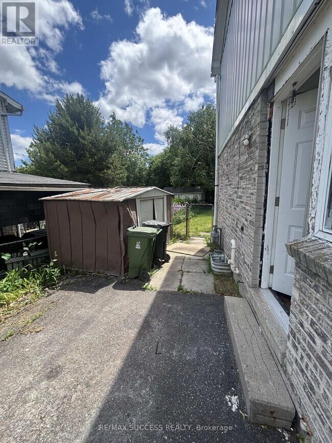 Photo - 29 Horseley Hill Dr