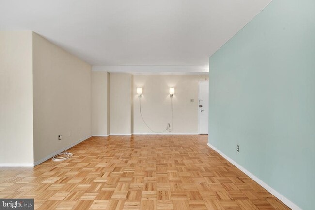 Building Photo - 4740 Connecticut Ave NW Unit 414