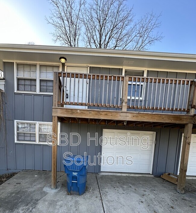 Photo - 403 S Forest Ave Townhome