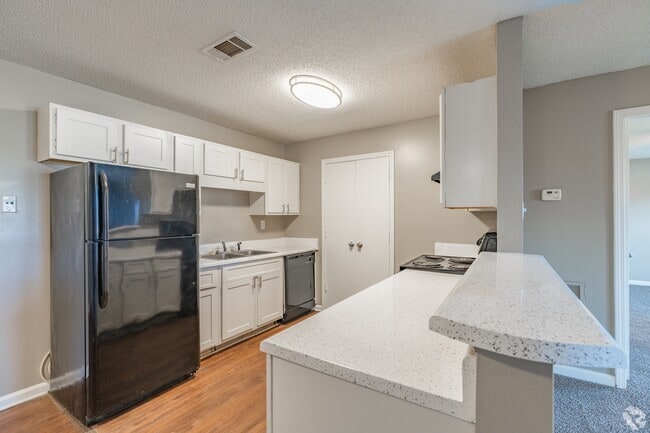 Building Photo - The Waverly Apartments