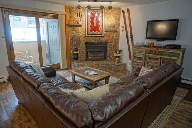 Photo - 2700 Village Dr Unit SI ID1564312P