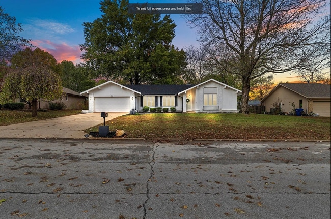Welcome to your dream home! 4 bedroom 3 ba... - Welcome to your dream home! 4 bedroom 3 ba...