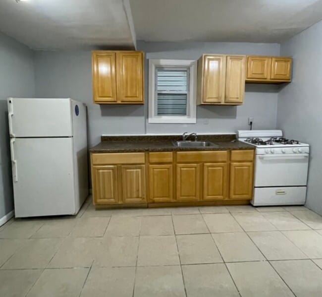 Unit 3 - 131 S 13th St Apartamentos Unidad 3