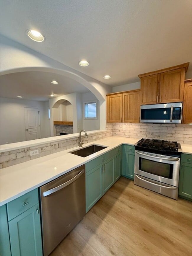Photo - Beautifully renovated in NW Bend!  A/C!