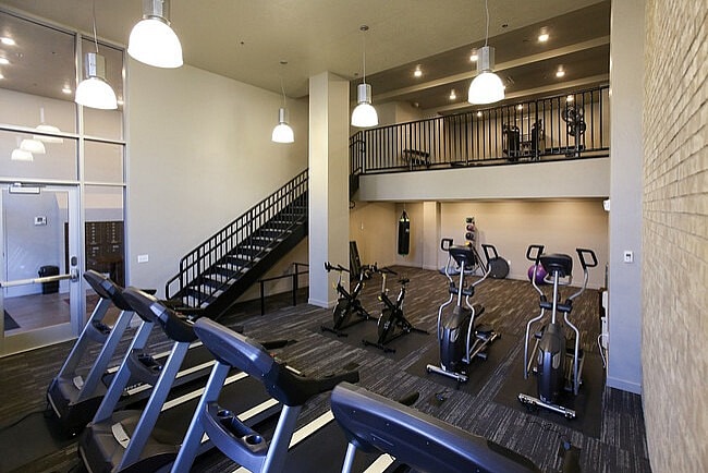 Experience premium fitness amenities in this state-of-the-art gym.
