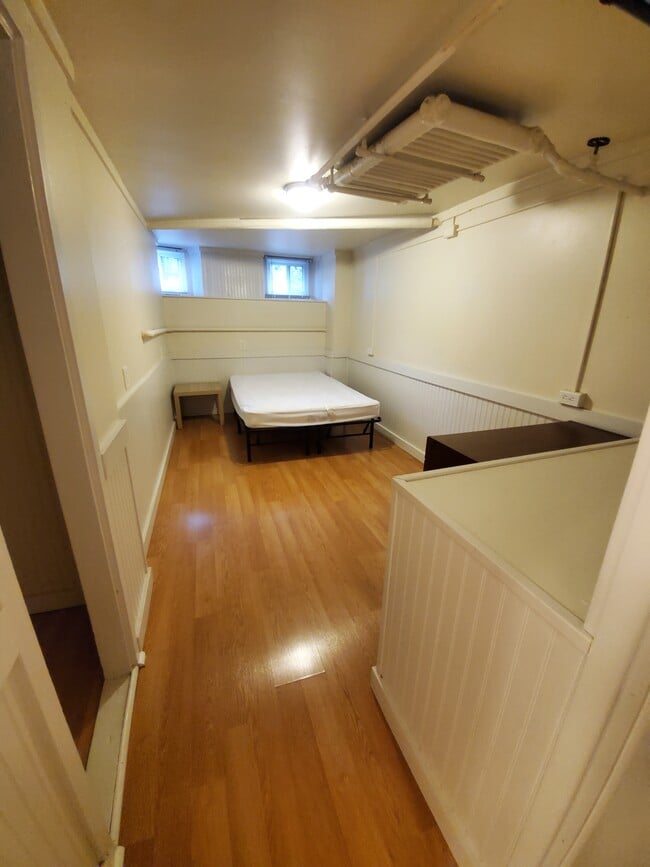 Photo - 105-107 N Quarry St Unidad 105-1