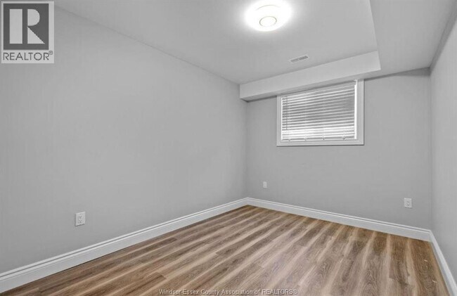 Photo - 1270 Tourangeau Rd