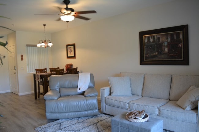 Photo - 9450 E Becker Ln Unidad 1090
