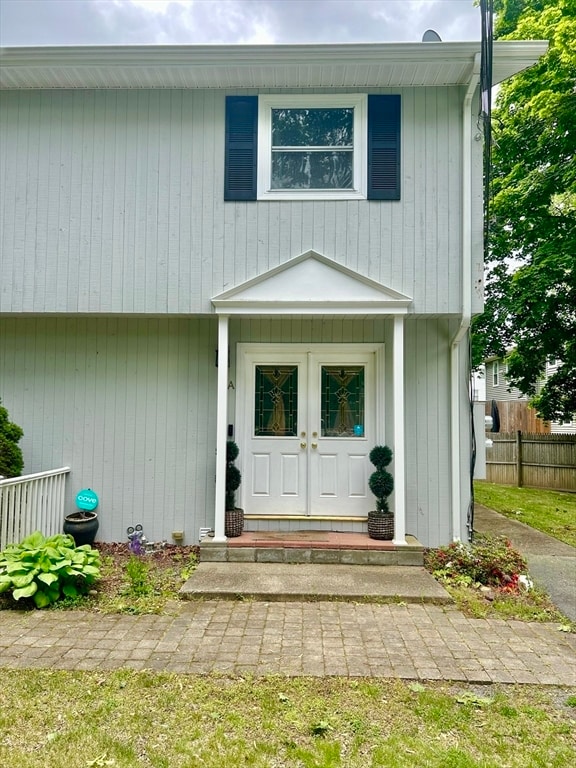 Building Photo - 11 Carpenter Ave