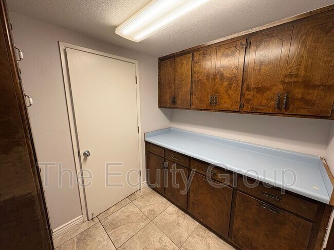 Photo - 708 S Peggy St