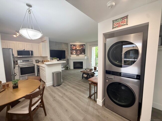 2220 Camino De La Reina Unit 5214