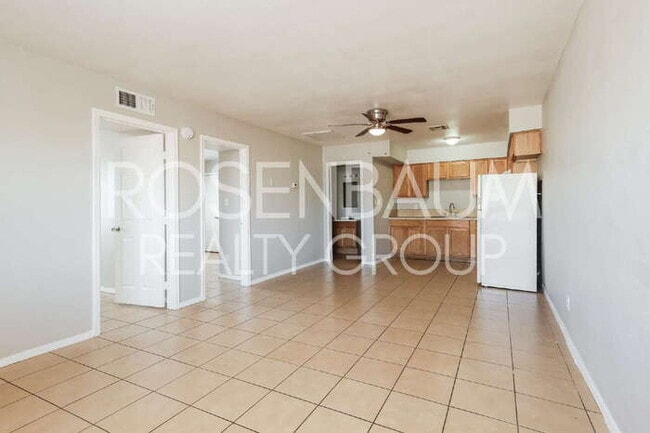 Photo - 2747 E Chipman Rd Unit 1