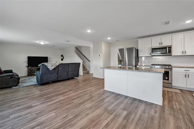 Photo - 16008 Oracle Ln