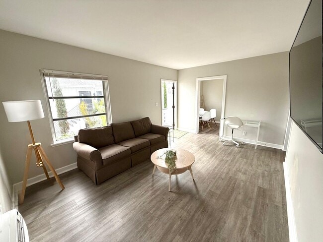 Photo - 3801 S Olive Ave Unidad 3