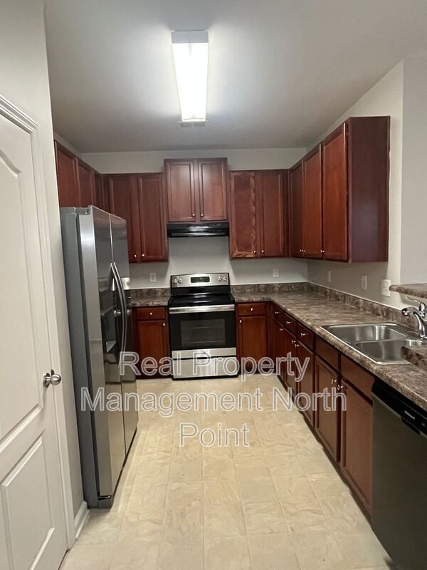 Photo - 884 Lobdale Falls Dr