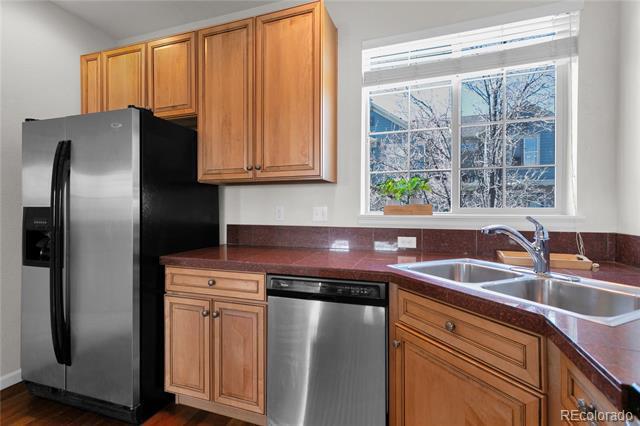 Photo - 775 N Roslyn St