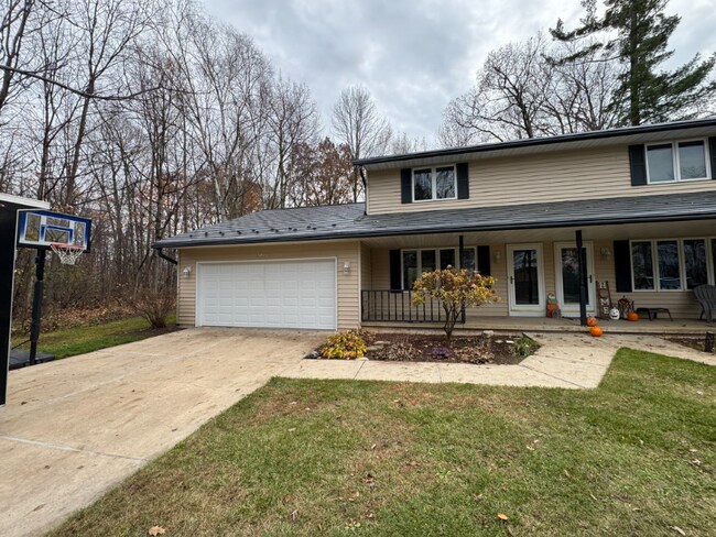 Building Photo - 6226 Tielens Rd Rental