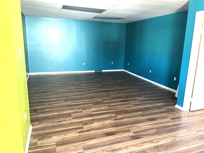 Photo - 821 W 26th St Unit 1