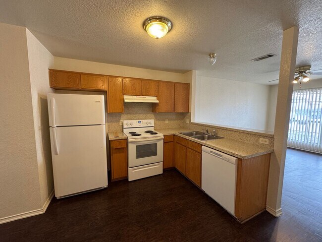 Photo - 4207 Deek Dr Unidad Apt B