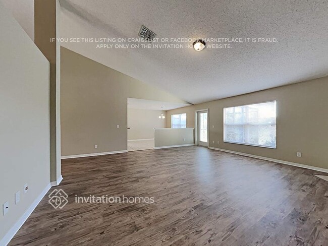 Photo - 1266 N Ridge Blvd