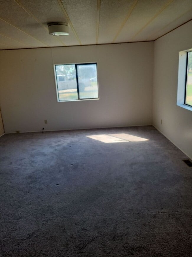 Photo - 4 bedroom, 2 bathroom house for rent in Richfield, ID