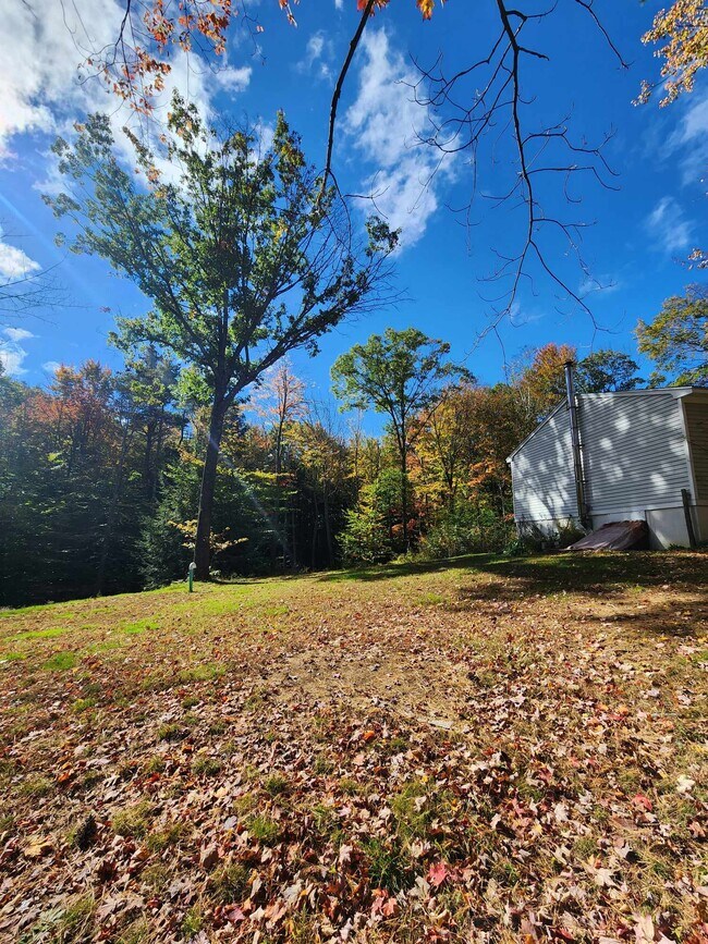 4 Simmons Ct House House Rental in Tilton, NH