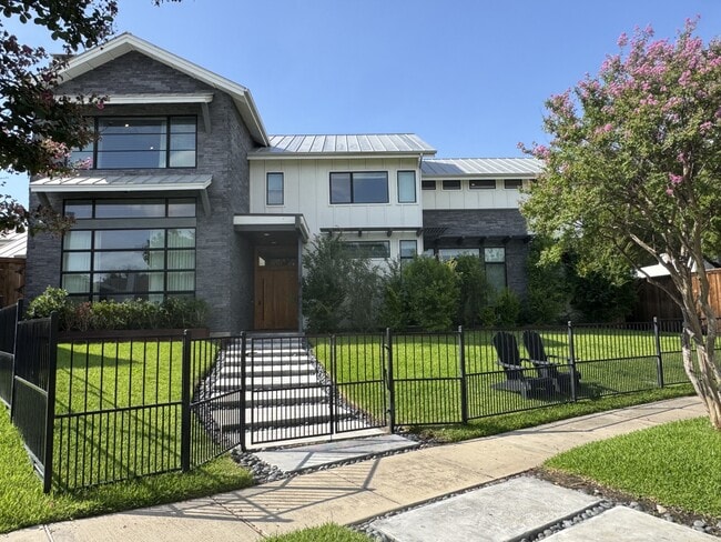 Building Photo - 9941 Coppedge Ln