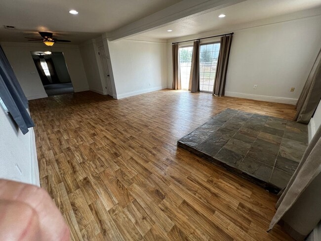 Photo - Nice two bedroom two bath home away from the city in Elverta, CA.