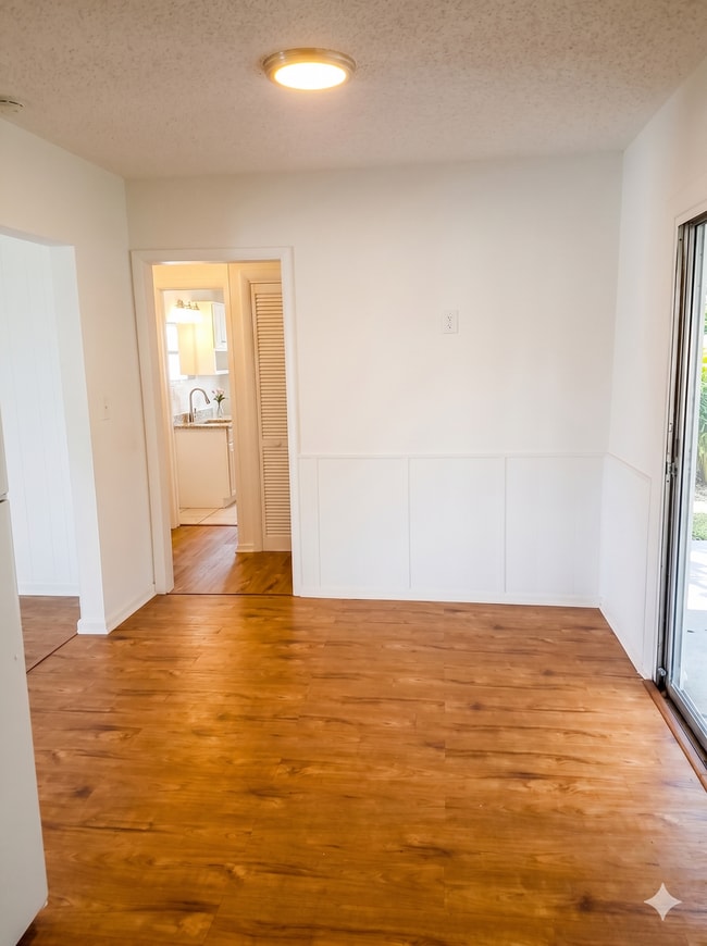 Photo - Spacious 3-Bedroom Home in Prime Pinellas Park Location – 1,354 Sq Ft